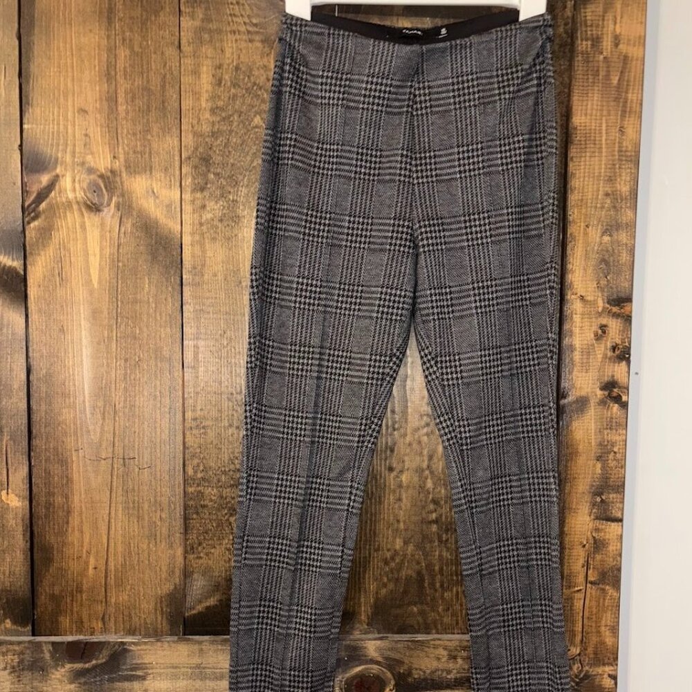 Business Professional Pants - XS - TAHARI